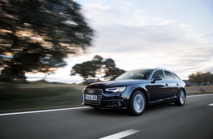  Audi A4 Avant 2.0 TDI (B9) 2015 года  (WW) (фото 3 из 9)